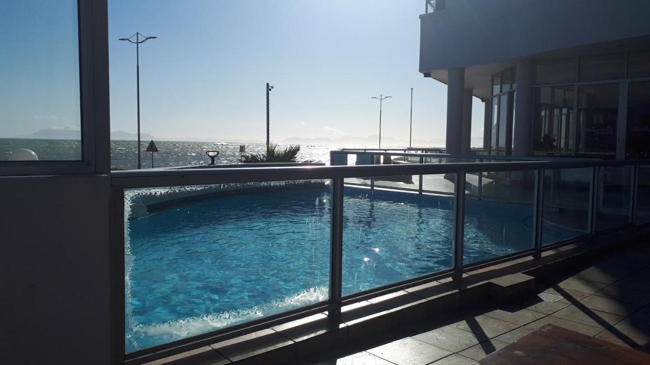 Aparthotel 519 On Breeze Strand Exterior foto